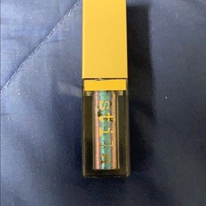Stila Glitter & Glow Liquid Eyeshadow
